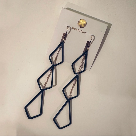 [ 2 FOR $25 ] PRETTY GEOMETRIC BLACK & GOLD LONG DANGLE EARRINGS - Picture 2 of 2